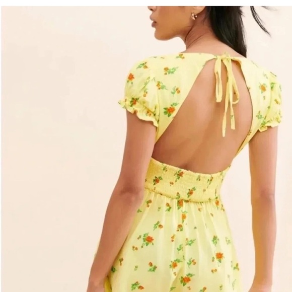 Urban Outfitters Laney  Yellow Floral Romper - Picture 2 of 12